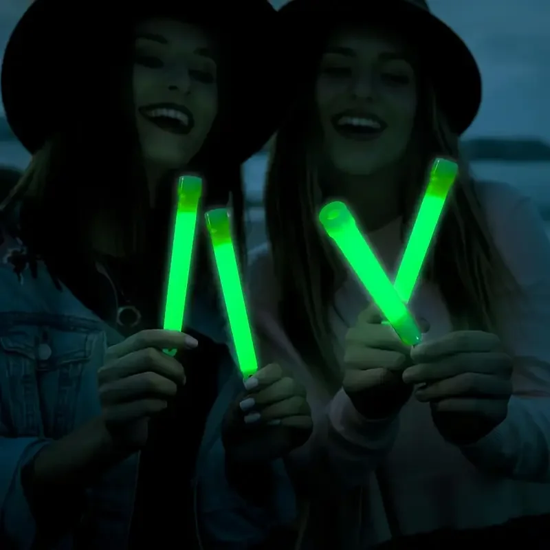 6-Inch Mini Glow Sticks with H - Glow Sticks Survival reseña y precio
