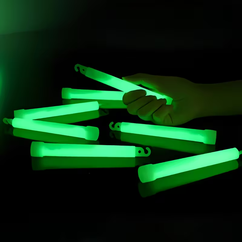 6-Inch Mini Glow Sticks with H - Glow Sticks Survival reseña y precio